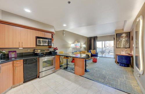 SPHERE IN 4K - Vintage Vegas Condo with Sphere and Strip Views! - Foto 31