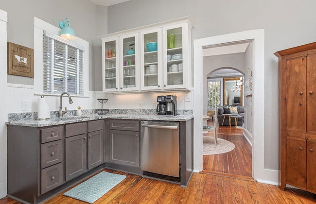 Whitaker By Design by Tybee Vacation Rentals - Photo 19