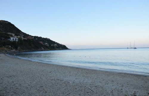 Villa Gio' - 200 mt from the beach - AC - Foto 37