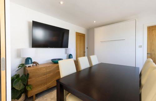 Spacious 4BD Smart Home in Idyllic Rural Setting - Foto 16