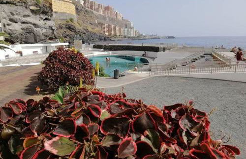 Precioso apartamento frente al mar, parking y club deportivo - Foto 33