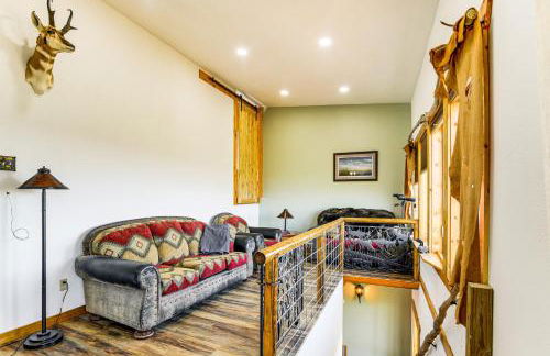 5 Mi to Lake Secluded Pinedale Retreat with Sauna! - Photo 4