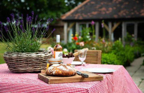 Pitcombe Barn, Bruton - Photo 2