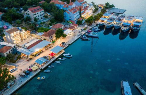 Corallium - Photo 32