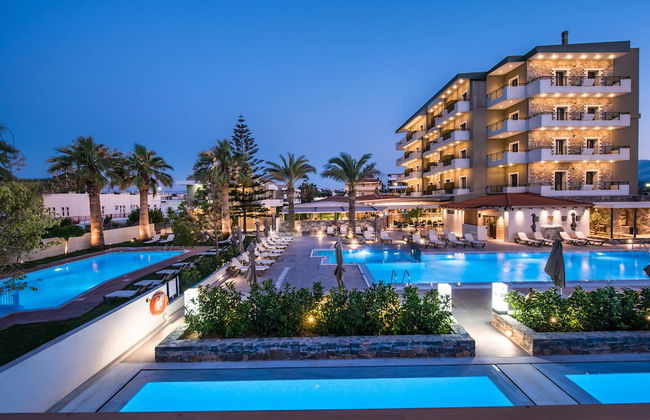 Petousis Hotel & Suites - Foto 1