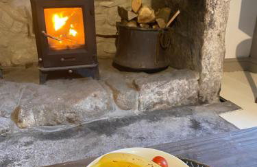 The Painter’s Retreat - Photo 13