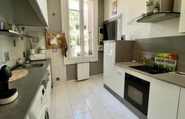 Magnifique T3 au Centre Ville - Immeuble particulier - Photo 5