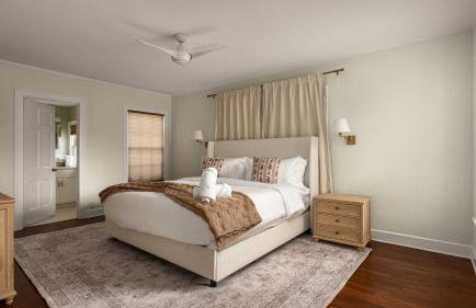 Southern Charm off The Square Sleeps 10 Firepit - Foto 6