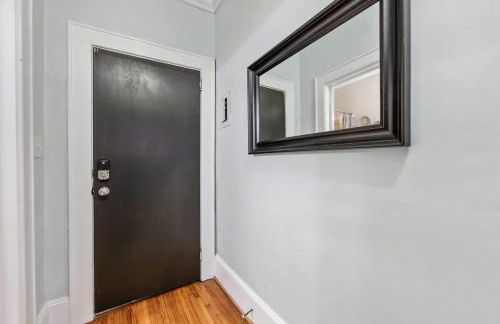 Chic Comfortable 2BR with Porch near Dilworth - Foto 23