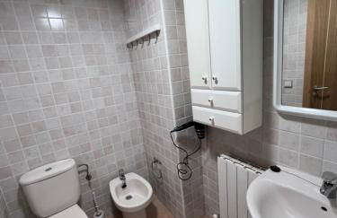 Apartamento en Sabiñánigo para grupos con amplia y soleada terraza - Foto 10