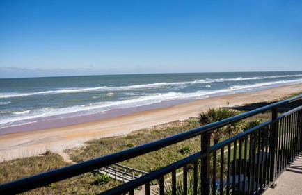 Beachfront Luxury with Spectacular Ocean Views! - Foto 1