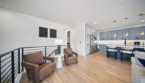 BRAND NEW Scenic Luxury Mountain Retreat - Foto 5