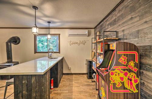 Near Trails Cabin with 2-Level Deck in Twain Harte - Photo 27