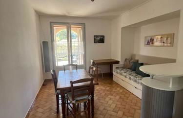 Appartement les Mésanges en rez de jardin -terrasse-2 chambres-parking - Foto 14