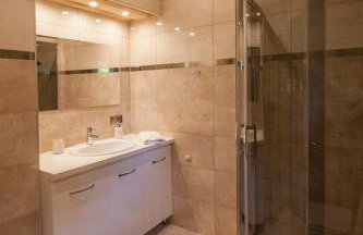 Chatka Ustrzyki - Foto 39