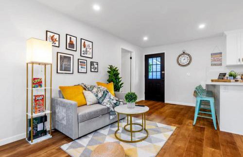 Hidden Renovated Garden Cottage Near Costco I99 - Foto 10