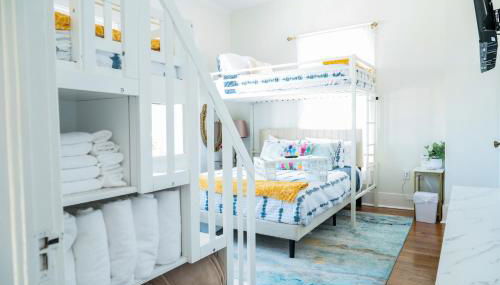 White Magnolia - Bakery Treats, Walk to Beach, Strand, Cruise, Pleasure Pier - Foto 3