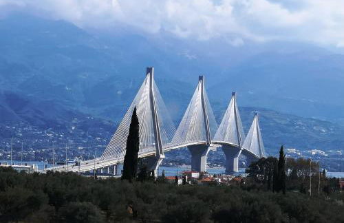 Steinturm mit Dach-Terrasse zwischen Fluß, Meer und Gebirge- Spiti Pirgos - Foto 72