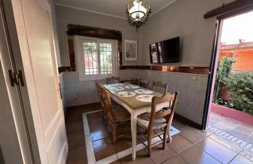 Villa Brisa Beach with Grill & Pool - malaga - seaview - 15 min malaga center - Foto 9
