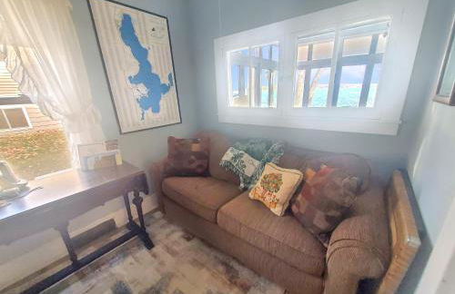 Pillsbury Point Cottage on West Lake Okoboji - Photo 32