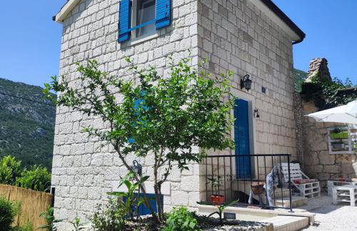 Vintage stone house ELDO with jacuzzi, in Podaspilje, Omiš - Foto 2