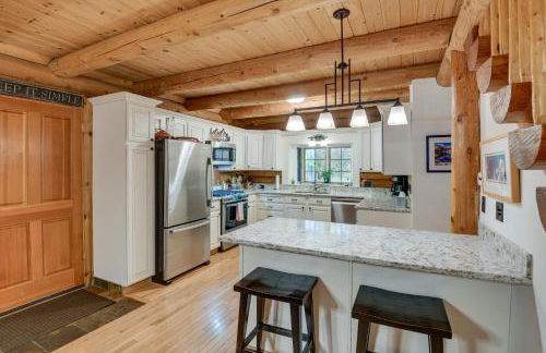 Along Big Wood River Hailey Family Cabin with Yard - Foto 9