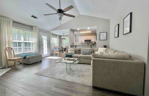 At Home by Mall of GA! - Foto 4