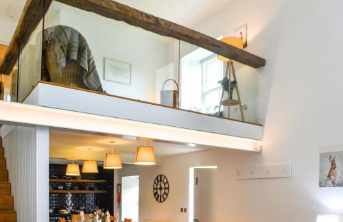 The Haining - Foto 25