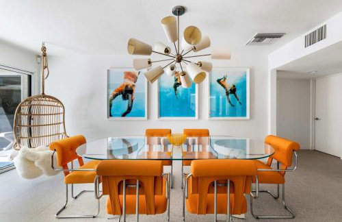 Monterey Manor Interior Designed Home Plus Pool - Photo 3