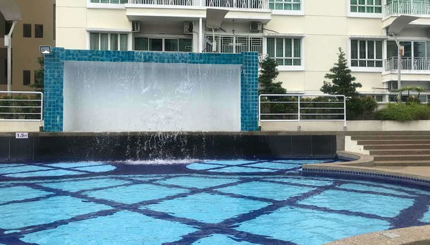 One Borneo Condominium by Josie - Foto 4, Piscina al aire libre