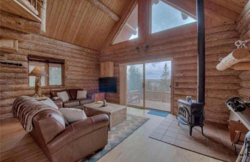 Cozy Log Cabin Loft Hot Tub on 5 wooded acres - Foto 12