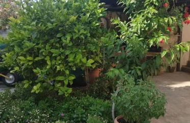 Violet Bedroom and Apartment - Photo 51