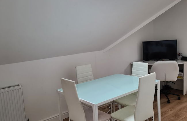 2-bed Loft Apartment for 5ppl With Private Parking - Foto 9