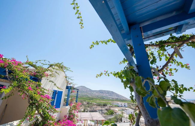 Santorious Nice View Apartment - Photo 21