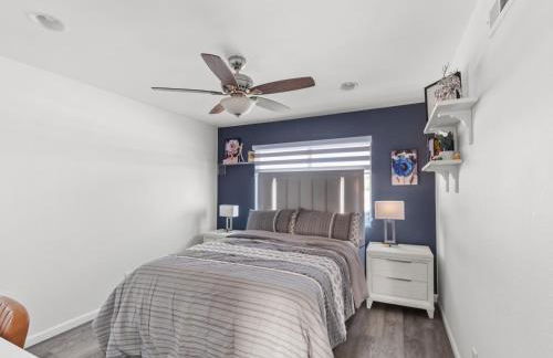 Super Spacious Family Vacation House! - Photo 12