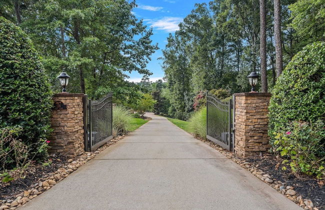 Livin' Large Lake Norman Estate w/ Pool, Dock, Game Room & Scenic Views - Photo 23