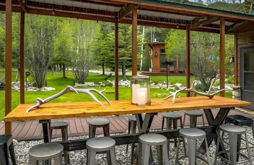 Hike, Fish and Explore! Mtn-View Gem in Mc Leod - Foto 28