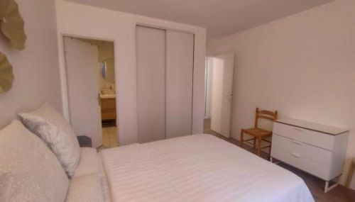 4 bedrooms, La Défense, 5 min walk to metro - Foto 3