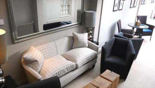 Manor Green Cottage - Photo 5