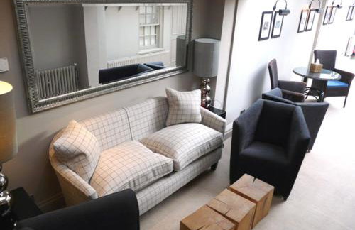 Manor Green Cottage - Photo 5