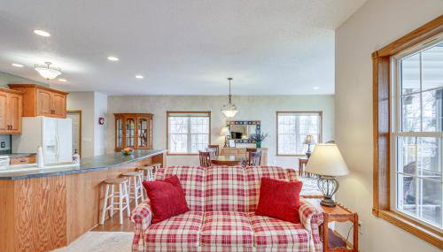 Pelican Rapids Lake House with Water Views and Dock! - Foto 5