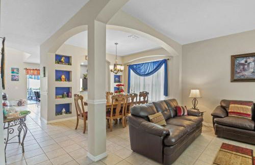 Be-Our-Guest Home! 15 mins to Disney! - Foto 3