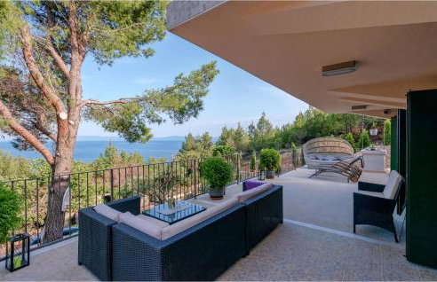 3 Bedroom Cozy Home In Gromin Dolac - Foto 2