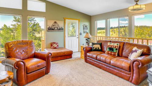 Deck and Views Pet-Friendly Cabin in Jefferson! - Foto 3