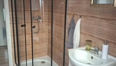 Radogoszcz- Pokoje nad jeziorem - Foto 3