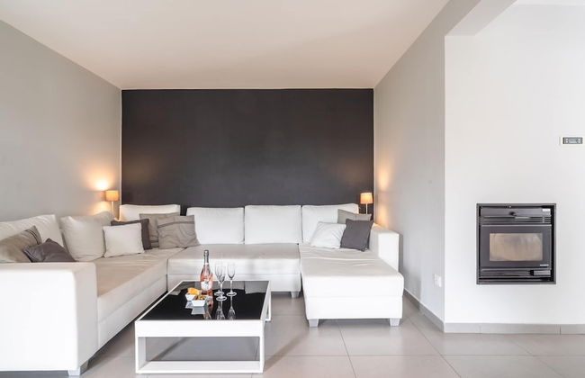 Luxurious Villa in Saint Genies de Fontedit With Heated Pool - Foto 27