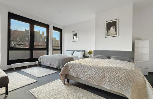 Zentrale Ferienwohnung in München 6 Schlafzimmer, 16 Gäste - Photo 35