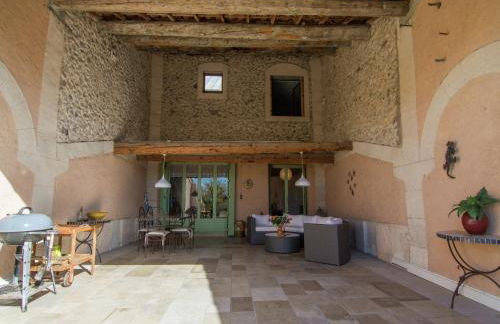 Old wine storehouse with terrace and garden - Foto 27