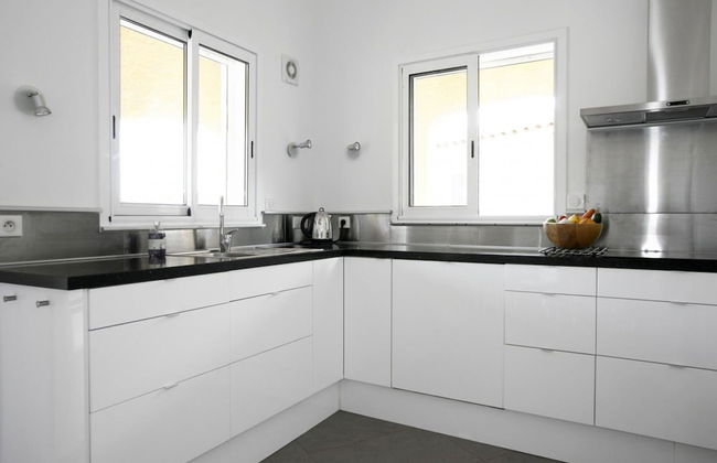 Peaceful Villa With Pool & Views - Foto 8