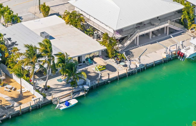 Seabreeze Cove Waterfront Gem 38 Foot Dock Cabana Club - Foto 18